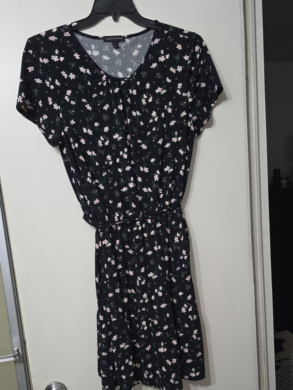 Banana Republic Black Elastic Floral Print Dress LARGE PETITE